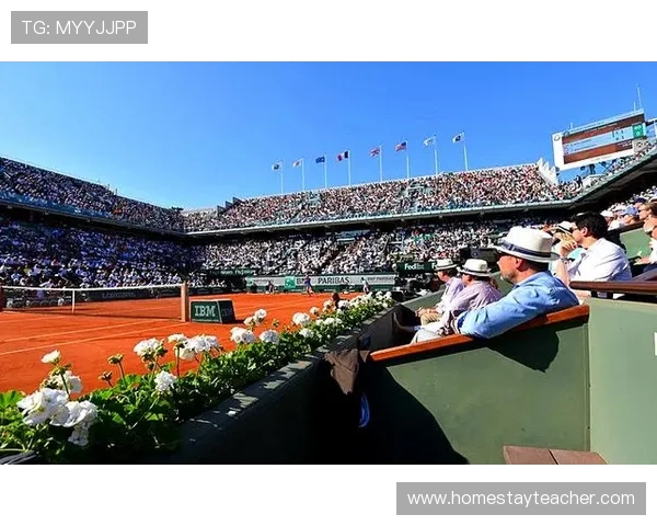 全球顶级网球中心伸缩屋顶的机械原理谈